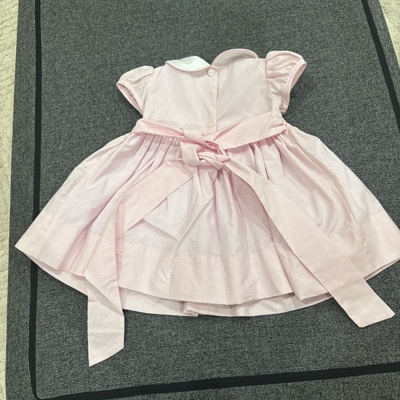 Anavini pink smocked dress - Picture 2 of 2